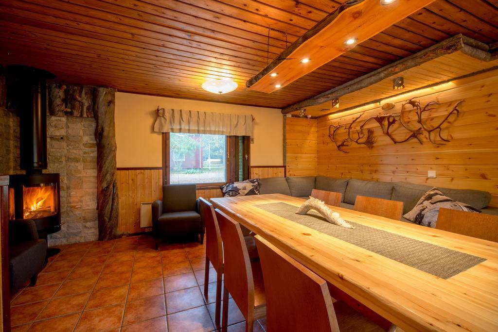 Villa Yllaeksen Yoepuu à Äkäslompolo Extérieur photo