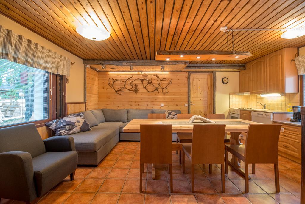 Villa Yllaeksen Yoepuu à Äkäslompolo Extérieur photo